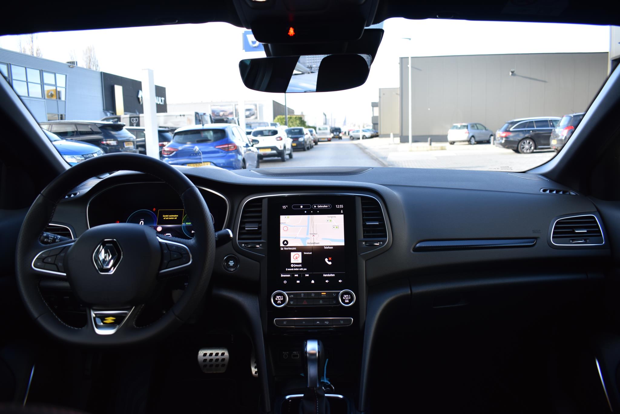 Megane E-Tech Plug in Hybrid