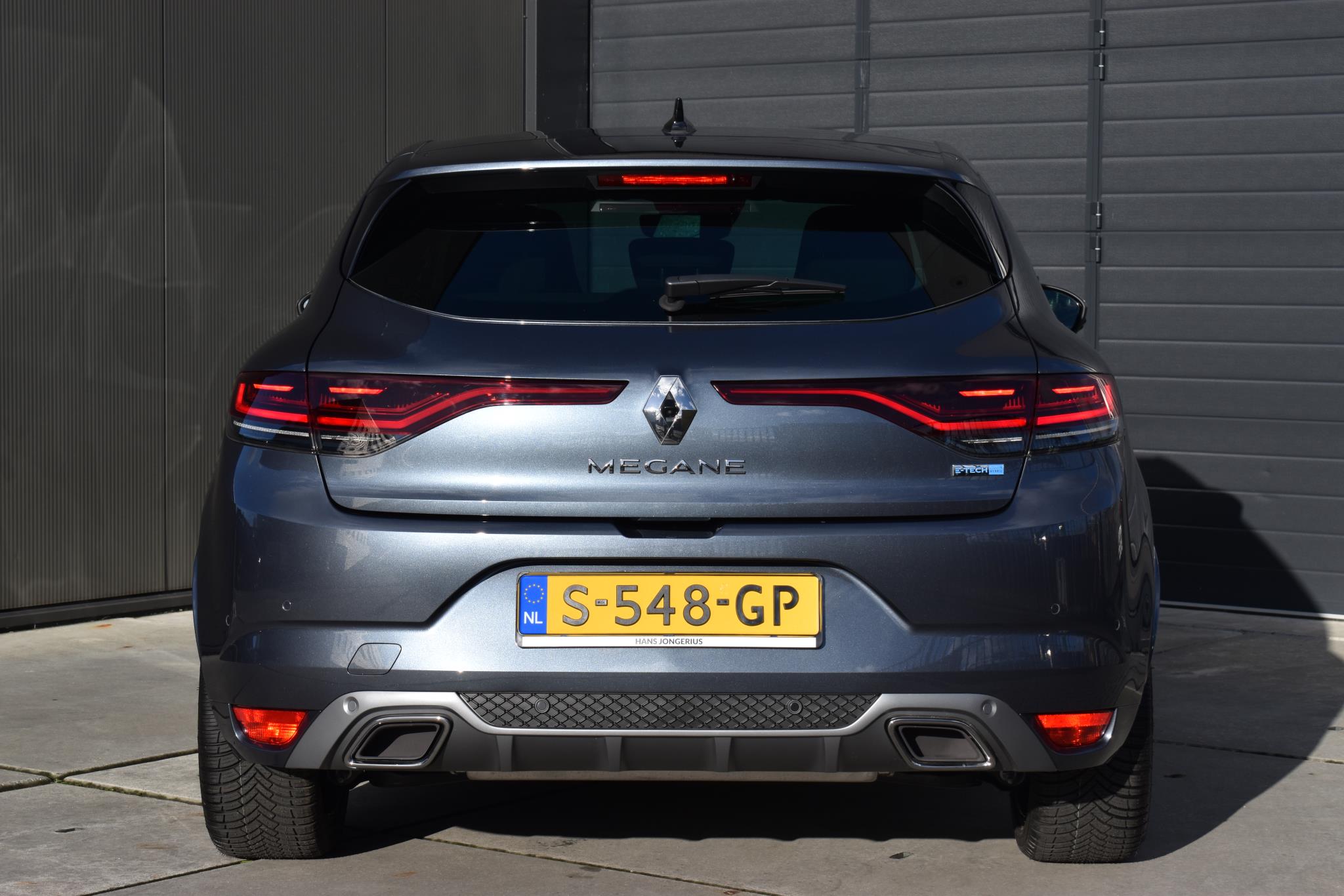 Megane E-Tech Plug in Hybrid