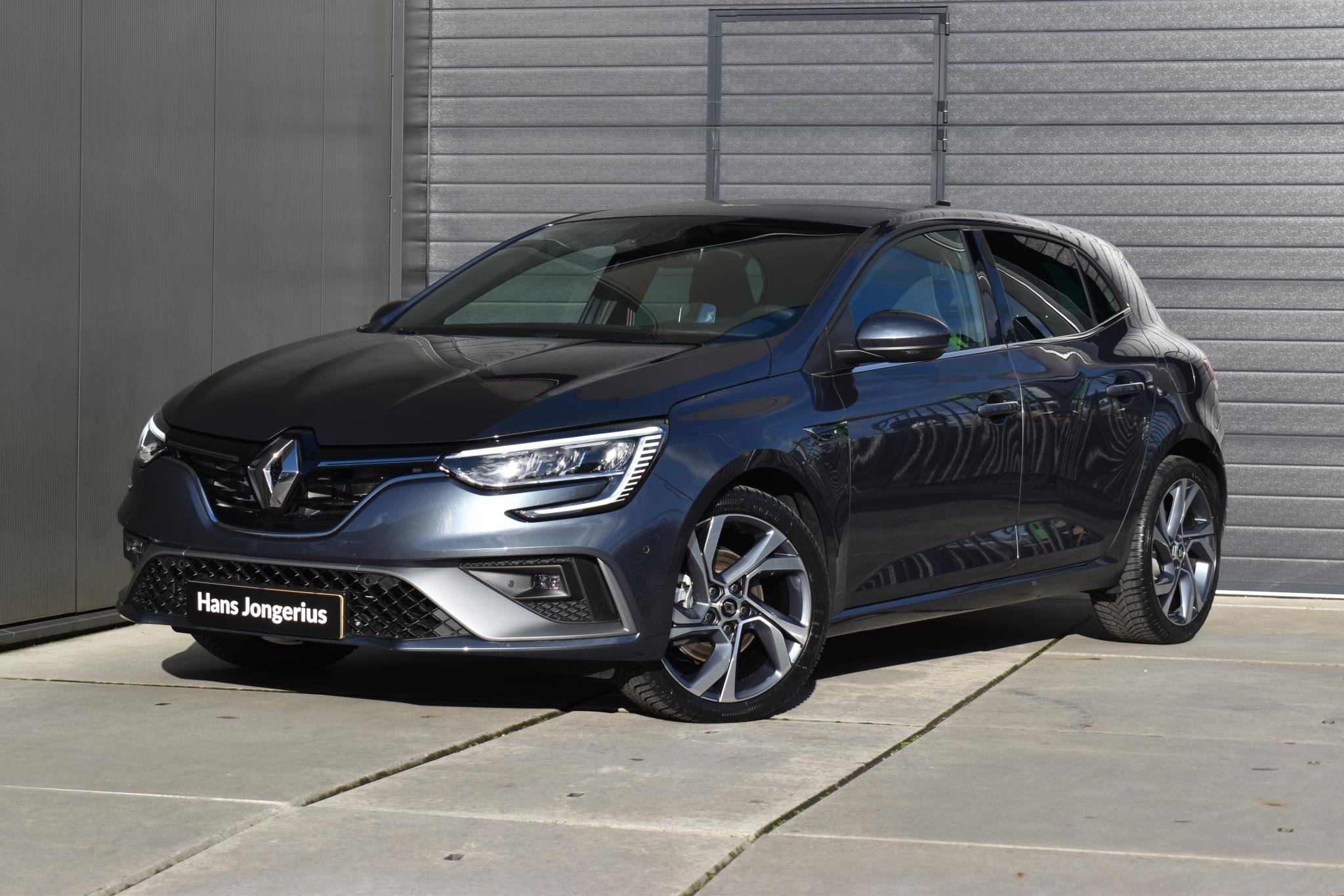 Megane E-Tech Plug in Hybrid