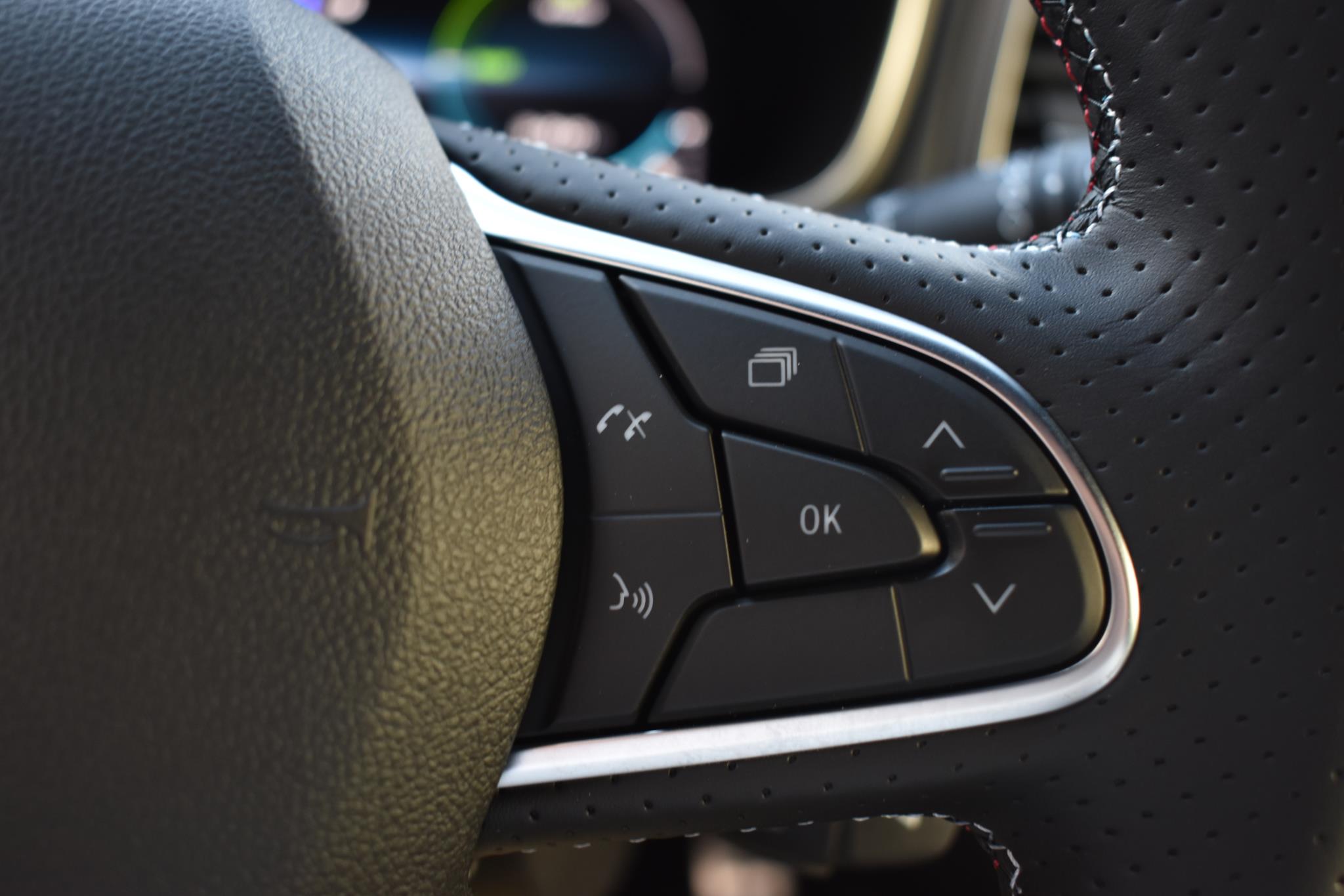 Megane E-Tech Plug in Hybrid
