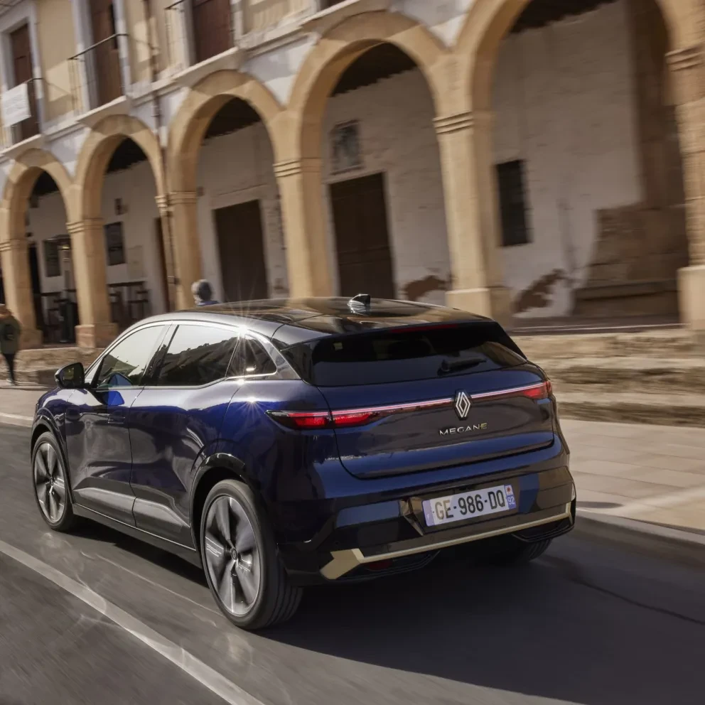 megane electric achterkant blauw