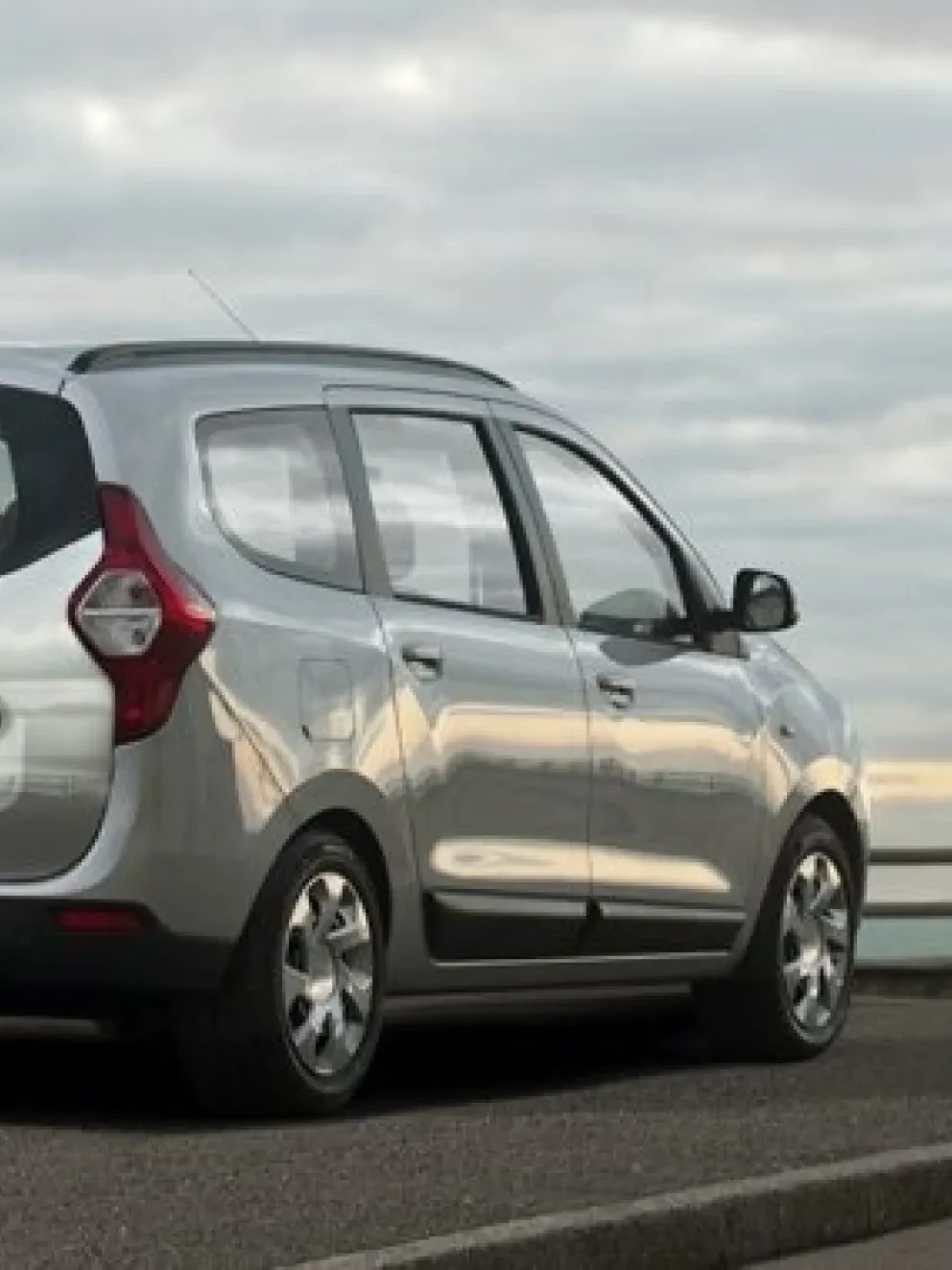 Dacia Lodgy