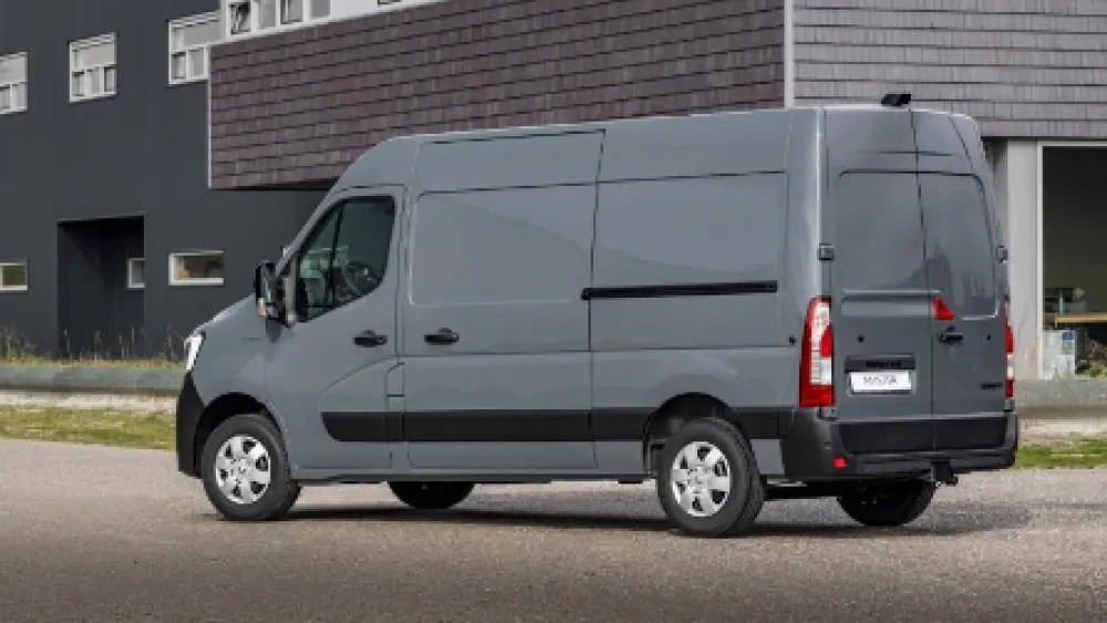 Renault Master Black Edition Achterkant