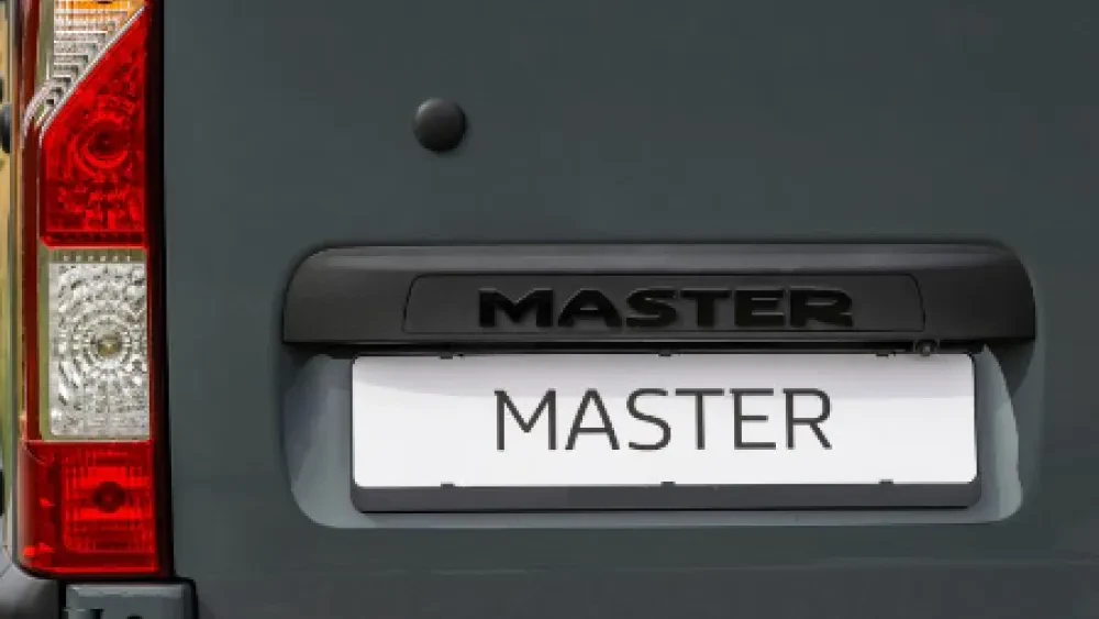 Renault Master Black Edition logo